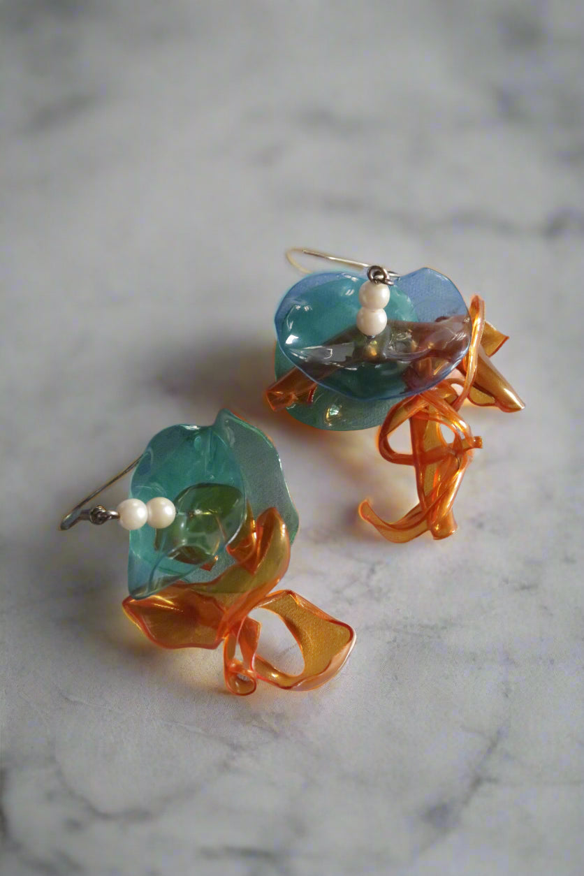 Handcrafted Recycled Plastic Jewelry for a Greener Future